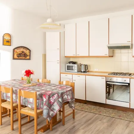 Casa Sofie E Charlotte Варенна